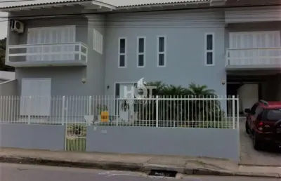 Casa com 4 quartos à venda na rua pau de canela, 536, rio tavares, florianópolis, 212 m2 por r$ 1.800.000