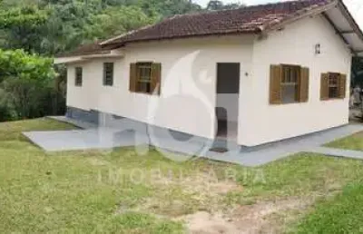 Casa com 2 quartos à venda na servidão judite doralice nunes, 87, rio tavares, florianópolis, 72 m2 por r$ 1.200.000