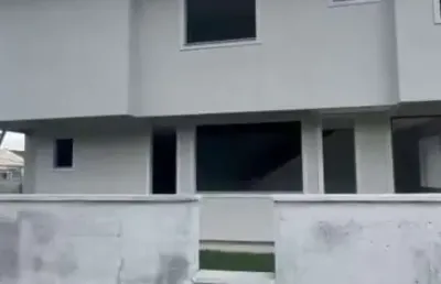 Casa com 2 quartos à venda na kiliano hammes, 7, potecas, são josé, 74 m2 por r$ 450.000