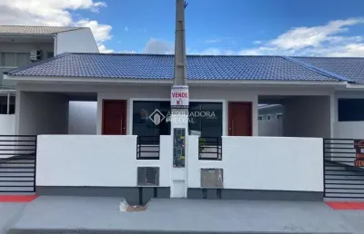 Casa com 3 quartos à venda na rua joaquim josé meurer, 4, forquilhas, são josé, 92 m2 por r$ 460.000