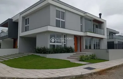 Casa com 3 quartos à venda na rodovia doutor antônio luiz moura gonzaga, 3138, rio tavares, florianópolis, 194 m2 por r$ 2.700.000
