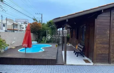 Casa com 3 quartos à venda na rua josé elias lopes, 467, campeche, florianópolis, 112 m2 por r$ 1.276.600