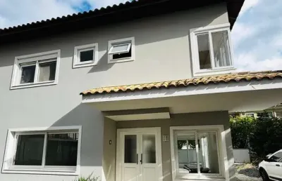 Casa em condomínio fechado com 4 quartos à venda na rua laurindo januário da silveira, 4317, lagoa da conceição, florianópolis, 164 m2 por r$ 2.900.000