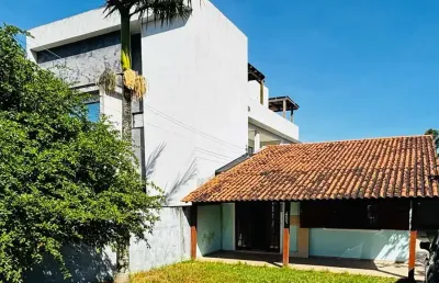 Casa com 3 quartos à venda na rua nossa senhora de fátima, 123, campeche, florianópolis, 100 m2 por r$ 699.000