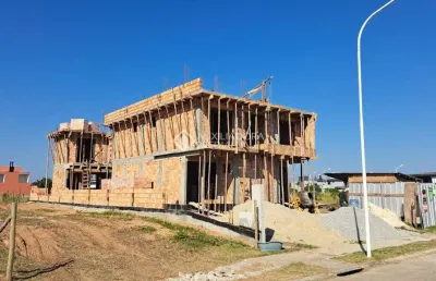 Casa com 2 quartos à venda na jardim 300 n, 38, campeche, florianópolis, 99 m2 por r$ 1.130.000