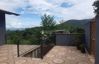 Casa com 4 quartos à venda na servidão morada do sagui, 214, rio tavares, florianópolis, 186 m2 por r$ 1.390.000