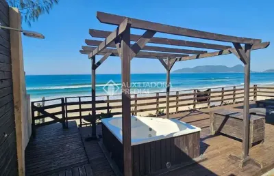 Casa com 2 quartos à venda na rua dos pinheiros, 296, campeche, florianópolis, 90 m2 por r$ 1.500.000