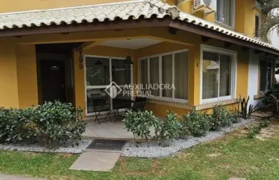 Casa em condomínio fechado com 4 quartos à venda na avenida luiz boiteux piazza, 3330, cachoeira do bom jesus, florianópolis, 160 m2 por r$ 1.700.000