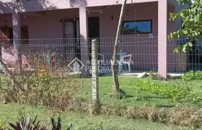 Casa com 3 quartos à venda na rua aviação francesa, 389, campeche, florianópolis, 180 m2 por r$ 4.000.000