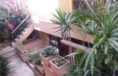 Casa com 5 quartos à venda na Rua Silveiro, 1340, Menino Deus, Porto Alegre