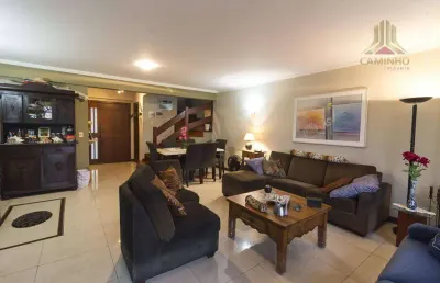 Casa com 3 quartos à venda na Rua Manajó, 70, Vila Assunção, Porto Alegre