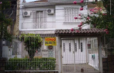 Casa residencial e ou comercial a poucos metros da benjamin constant em porto alegre