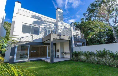 Vendo casa nova,mobiliada e aquipada,  acesso direto ao guaíba, zona sul de porto alegre