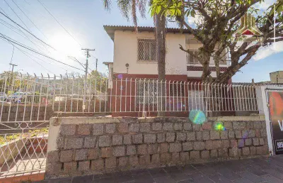 Na esquina da bento gonçalves com aparício borges, vendo casa comercial e ou residencial