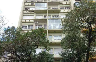 Vendo apartamento de andar alto no edificio senador na duque de caxias centro histórico de porto alegre rs