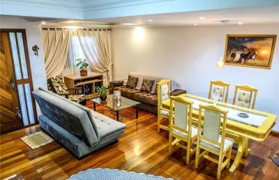 Casa em condomínio fechado com 3 quartos à venda na Rua São Joaquim, 399, Glória, Porto Alegre