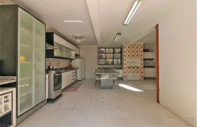 Casa em condomínio fechado com 6 quartos à venda na Rua Sargento Nicolau Dias de Farias, 429, Tristeza, Porto Alegre