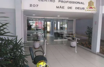 Em frente ao hospital mãe de deus na josé de alencar, sala a venda