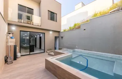Sensacional sobrado para venda em laranjeiras com 3 quartos, sendo 3 suítes, 128m²