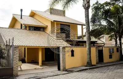 Casa com 4 quartos à venda no campeche, florianópolis  por r$ 2.500.000