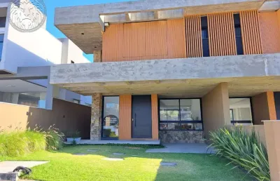 Casa com 3 quartos à venda no rio tavares, florianópolis  por r$ 2.100.000