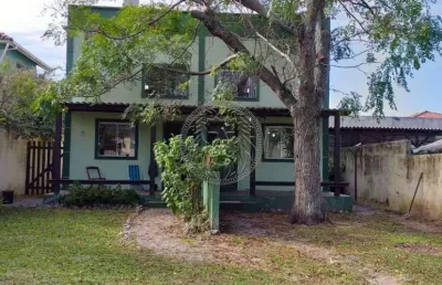 Casa com 2 quartos à venda no rio tavares, florianópolis  por r$ 1.200.000