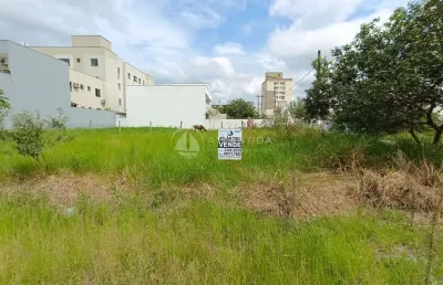 Terrenos de esquina com 400 m² - santa regina - camboriú
