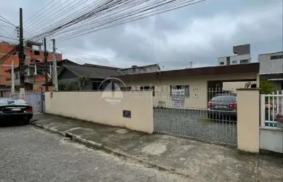 Casa com 3 quartos à venda no Areias, Camboriú 