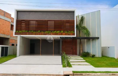 Linda casa alto padrão em construção no condomínio caledônia!