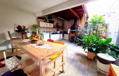 Casa com 3 quartos à venda no Jardim Vitória, Macaé 