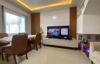 Casa com 2 quartos à venda no Jardim Vitória, Macaé 