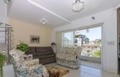 Casa com 4 quartos para alugar na rua arnaldo ballve, 512, jardim itu sabará, porto alegre por r$ 8.000