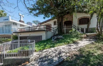 Casa comercial para alugar na avenida wenceslau escobar, 1329, tristeza, porto alegre por r$ 10.000