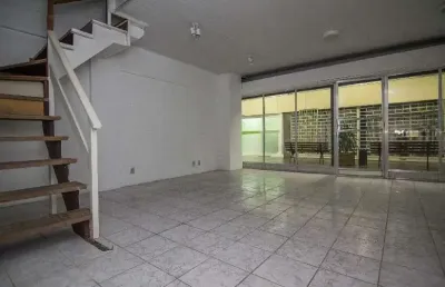 Ponto comercial para alugar na rua vinte e quatro de outubro, 1557, auxiliadora, porto alegre por r$ 2.070