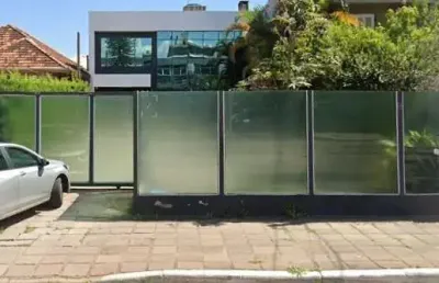 Casa comercial para alugar na avenida cairu, 1313, navegantes, porto alegre por r$ 14.000