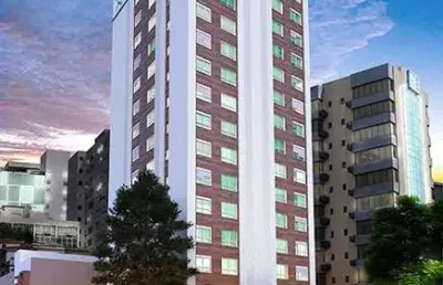 Apartamento com 1 quarto para alugar na rua comendador caminha, 488, moinhos de vento, porto alegre por r$ 3.800