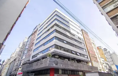 Sala comercial para alugar na rua doutor flores, 263, centro histórico, porto alegre por r$ 1.074