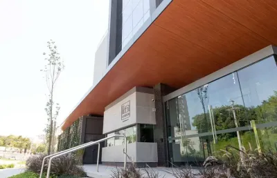 Sala comercial para alugar na rua coronel aparício borges, 230, glória, porto alegre por r$ 967