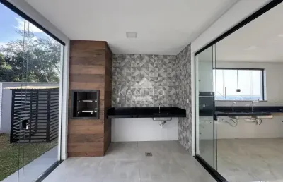 Casa de condomínio, 4 quartos (3 suítes), área verde, juiz de fora
