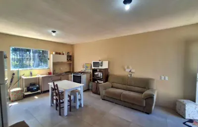 Casa 02 dorm à venda no bairro xangri-lá dos mares com 142 m² de área privativa - 2 vagas de garagem