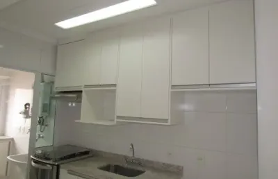 Apto de 2 dormitórios 1 suite, ao lado do metro súde para venda!