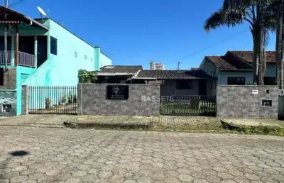 Terreno à venda na Rua Josiane Giardini, Centro, Penha