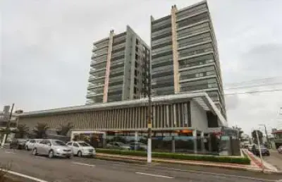Apartamento garden frente mar finamente mobiliado e decorado no residencial ilha de manhattan