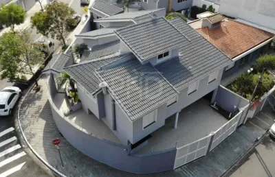 Linda casa no parque espacial - 400 m² terreno - 280 m² área útil