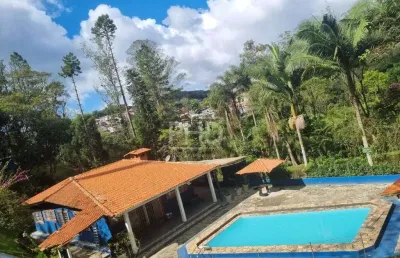 Chácara de 11480m² em ribeirão pires. casarão 266m² area construida 4 dormitorios, com suíte, piscina, lago pesca