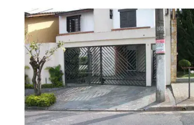 Excelente sobrado no parque espacial, rua com cancela permanente