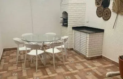 Sobrado à venda, com 138m², 3 quartos, 1 suíte, 1 lavabo, churrasqueira, 2 vagas, vila pires, santo andré