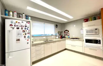 Viva com luxo e comodidade no residencial málaga, barra sul!