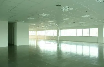 Conjunto para locação com 246m² na av. brigadeiro faria lima