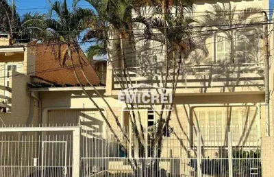 Emicrei vende casa com 03 dormitórios, 194 m² por r$ 695.000 - centro - são leopoldo/rs